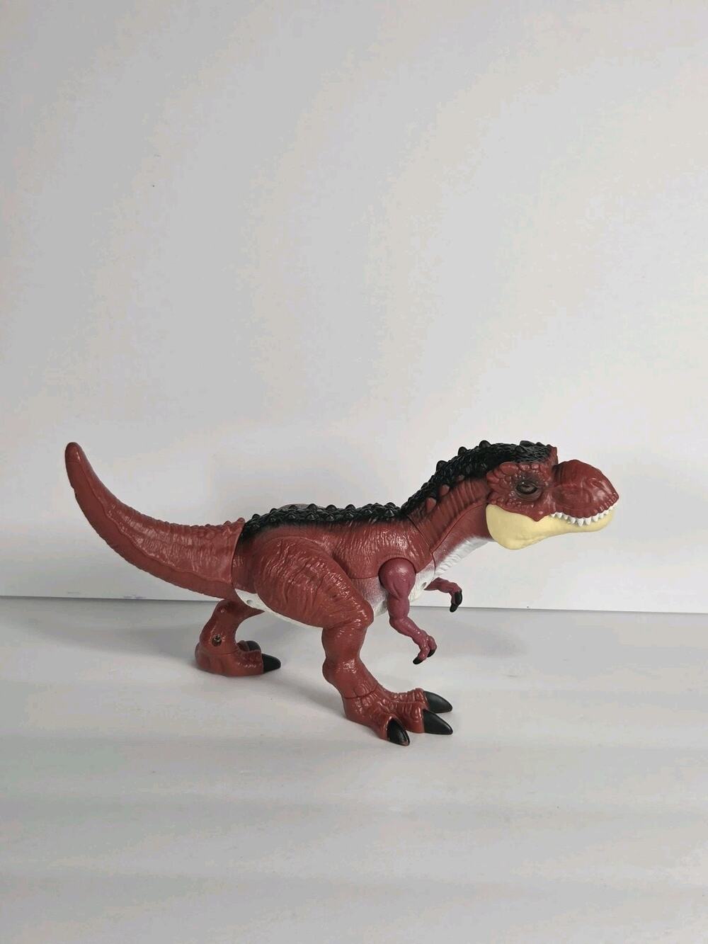 Red Dinosaur Toy Figure with Movable Joints And Roars Live Action Toy1